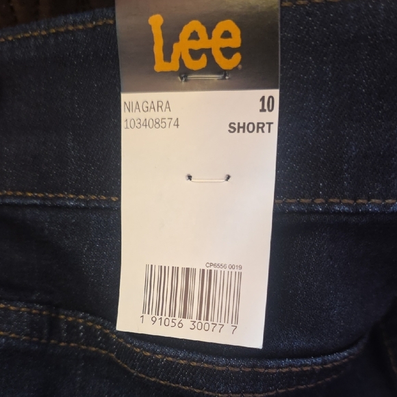 Lee Niagara Flex Motion Straight Leg Jeans  10 Short Mid Rise - Picture 3 of 3